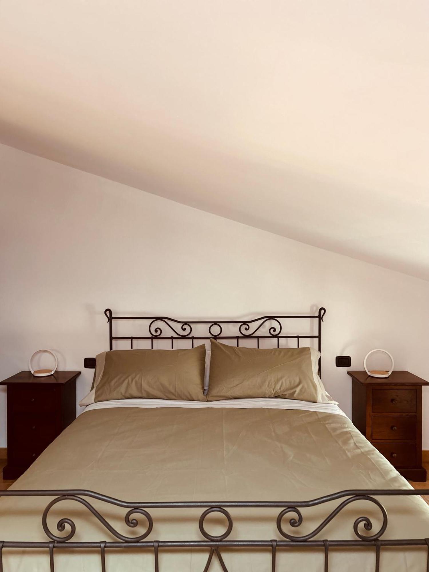 Locale Guest House Pietralunga  Bagian luar foto